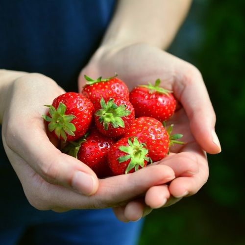 5 benefici delle fragole per la salute.