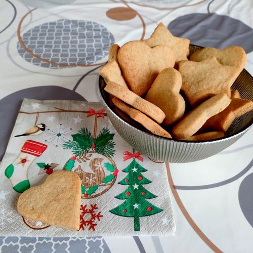 Biscotti di Natale: i sablé alla cardamomo