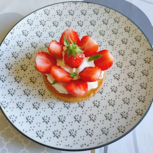 I biscotti alla fragola: una ricetta molto facile.