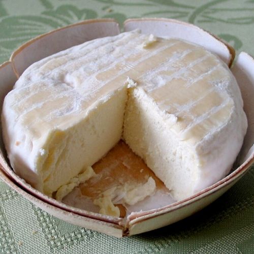 Il Saint-Marcellin: 5 cose da sapere su questo formaggio