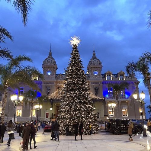 Il Villaggio di Natale di Monaco: un mondo incantato