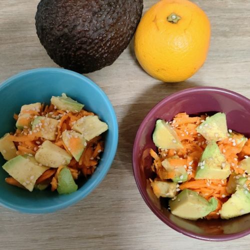 Insalata di carote, arance e avocado: una ricetta facile per l'inverno