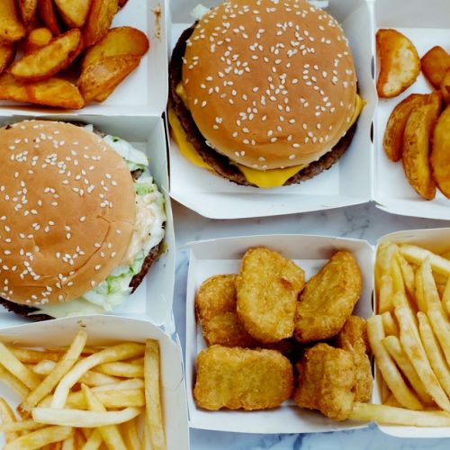 La fine degli imballaggi monouso nei fast-food in 7 domande