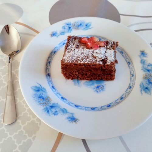 La torta di Natale al cioccolato e castagne: una ricetta semplice