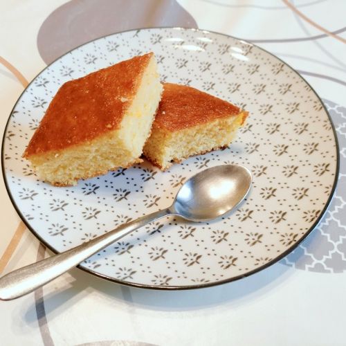 La torta di semolino all'arancia: una ricetta golosa