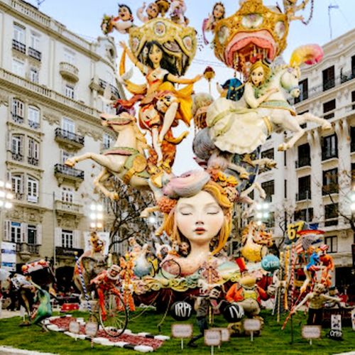 Le Fallas di Valencia in Spagna: una grande festa popolare