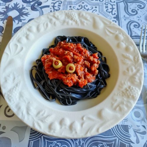 Spaghetti spettrali: una ricetta per Halloween